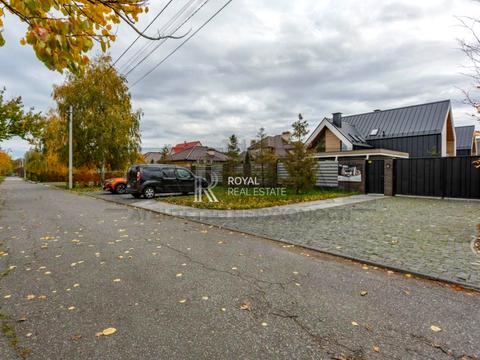 будинок за адресою Івана Франка вул., 1