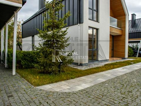 будинок за адресою Івана Франка вул., 1