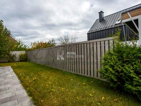 будинок за адресою Івана Франка вул., 1