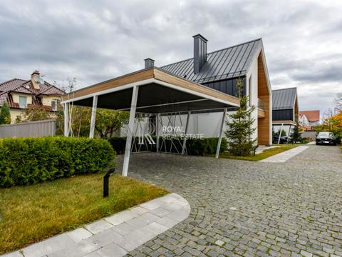 будинок за адресою Івана Франка вул., 1