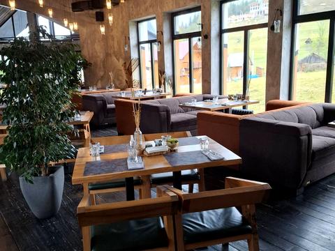 комерційна за адресою Горішків, 283а