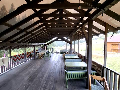 комерційна за адресою Горішків, 283а