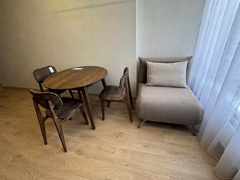 квартира по адресу Олександра Олеся ул., 9-А