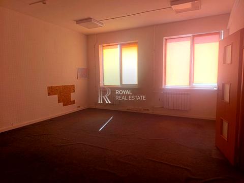 коммерческая по адресу Бехтерівський провулок, 4 В