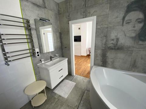 квартира за адресою Кримська вул., 107