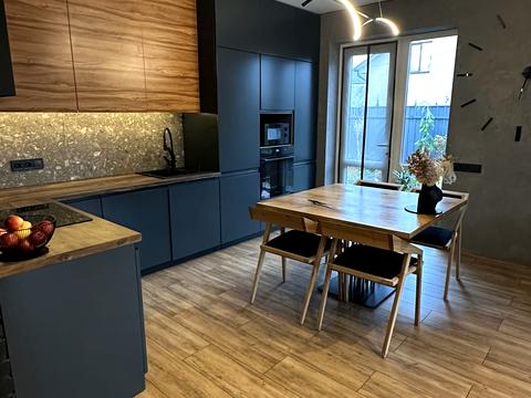 дом по адресу Озёрная ул.