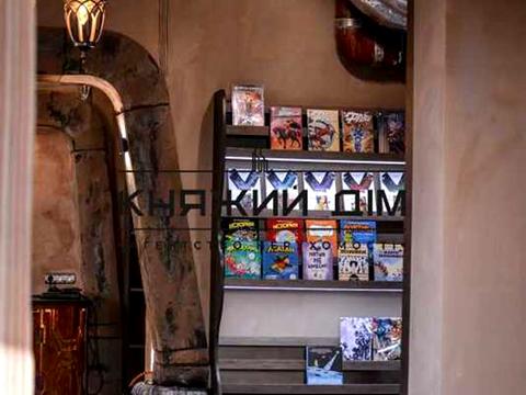 комерційна за адресою Левка Лук'яненка вул. (Маршала Тимошенка), 21/19