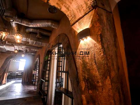 комерційна за адресою Левка Лук'яненка вул. (Маршала Тимошенка), 21/19