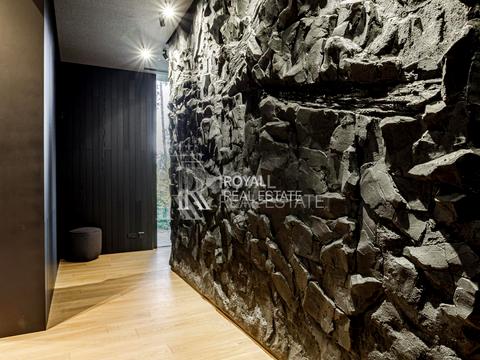 будинок за адресою с. Гнідин, Центральна вул.