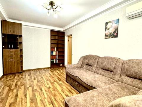 квартира за адресою Академіка Богомольця вул., 8-А