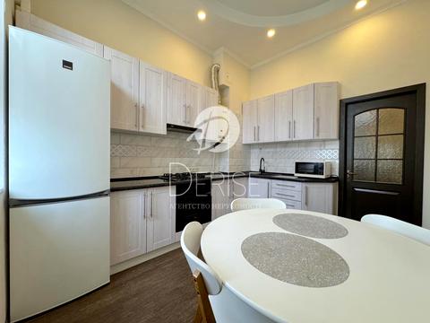 квартира за адресою Шота Руставелі вул., 24