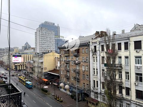 квартира за адресою Шота Руставелі вул., 24