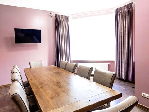 коммерческая по адресу київська, 100