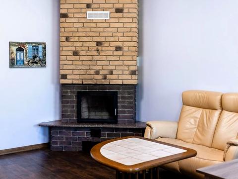 коммерческая по адресу київська, 100