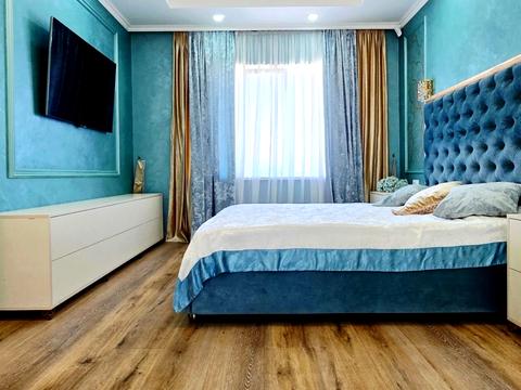 будинок за адресою Набережна, 77