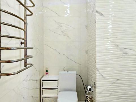 будинок за адресою Набережна, 77