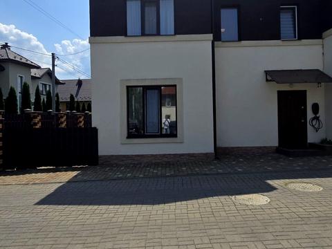 будинок за адресою Набережна, 77