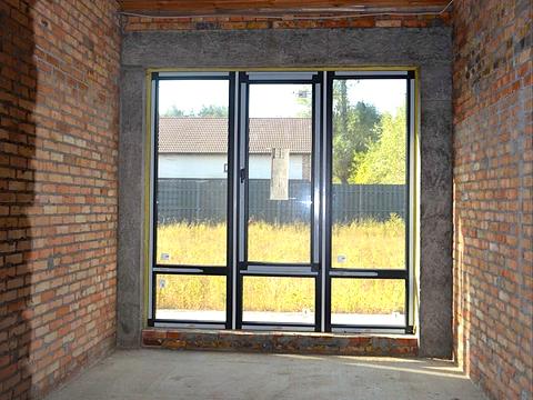 дом по адресу  ул.