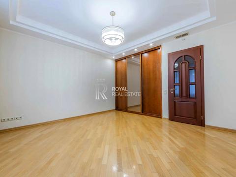 квартира за адресою Андрія Верхогляда вул. (Михайла Драгомирова), 4