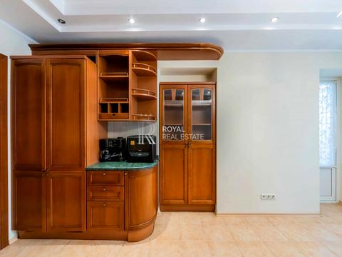 квартира за адресою Андрія Верхогляда вул. (Михайла Драгомирова), 4