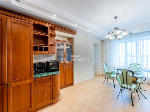 квартира за адресою Андрія Верхогляда вул. (Михайла Драгомирова), 4