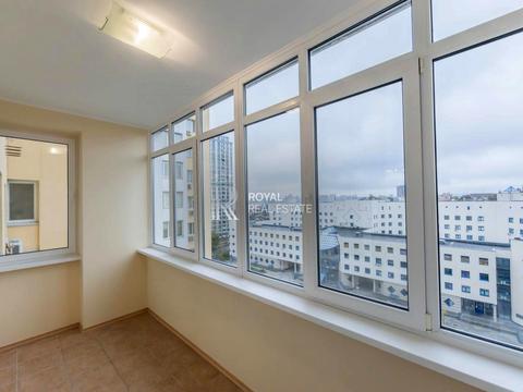 квартира за адресою Андрія Верхогляда вул. (Михайла Драгомирова), 4