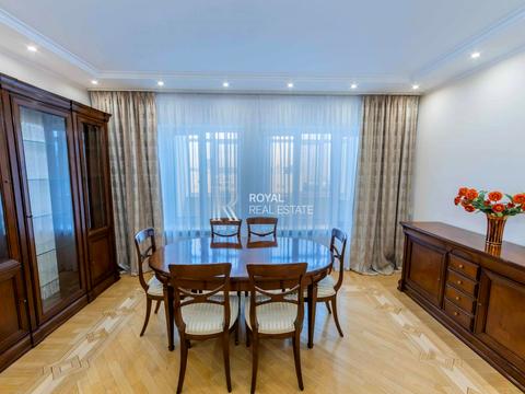 квартира за адресою Андрія Верхогляда вул. (Михайла Драгомирова), 4