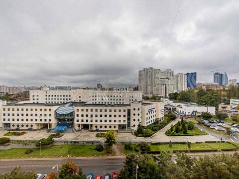 квартира за адресою Андрія Верхогляда вул. (Михайла Драгомирова), 4