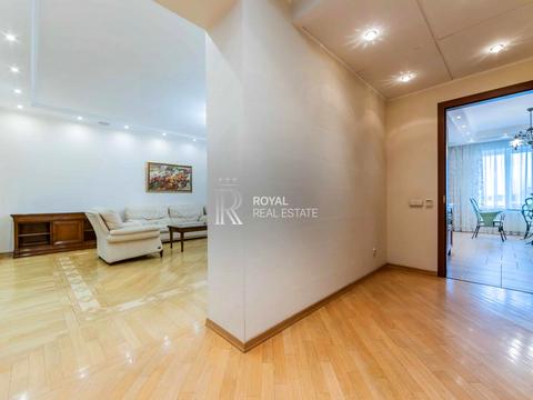 квартира за адресою Андрія Верхогляда вул. (Михайла Драгомирова), 4