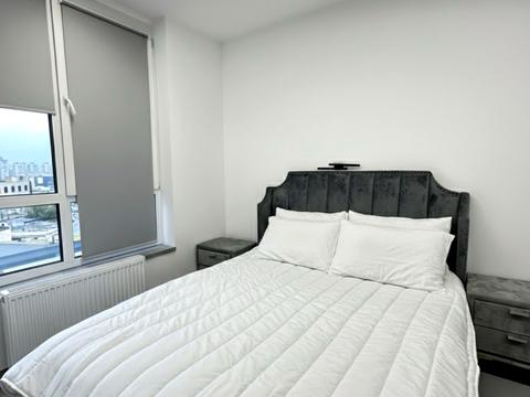 квартира за адресою Дніпровська набережна вул., 17-К