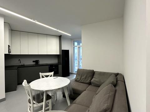 квартира за адресою Дніпровська набережна вул., 17-К