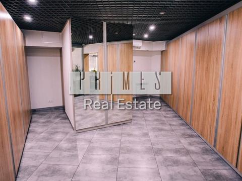 комерційна за адресою Срібнокільська вул., 1