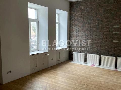 комерційна за адресою Нижній Вал вул., 39