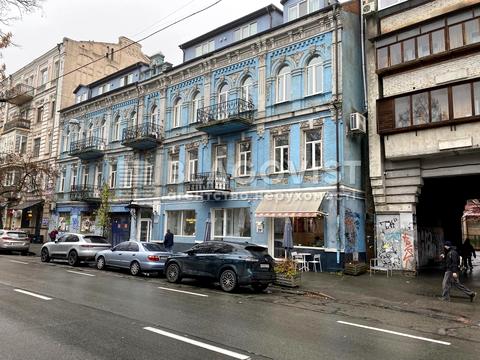 комерційна за адресою Нижній Вал вул., 39