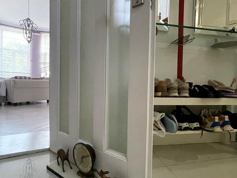 квартира за адресою Олександра Кониського вул. (), 40