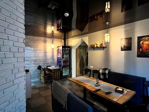 комерційна за адресою Героїв Небесної Сотні просп., 18/4