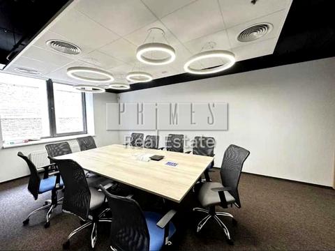 комерційна за адресою Велика Васильківська вул. (Червоноармійська), 100