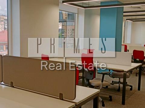 комерційна за адресою Жилянська вул., 75