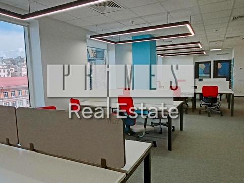 комерційна за адресою Жилянська вул., 75