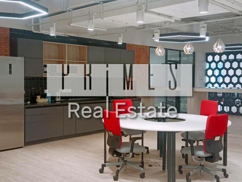 комерційна за адресою Жилянська вул., 75