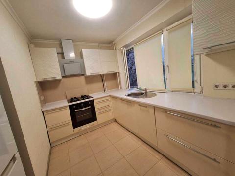 квартира за адресою Автозаводська вул., 17