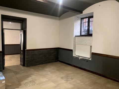 комерційна за адресою Олекси Новаківського вул., 1