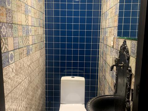 комерційна за адресою Олекси Новаківського вул., 1