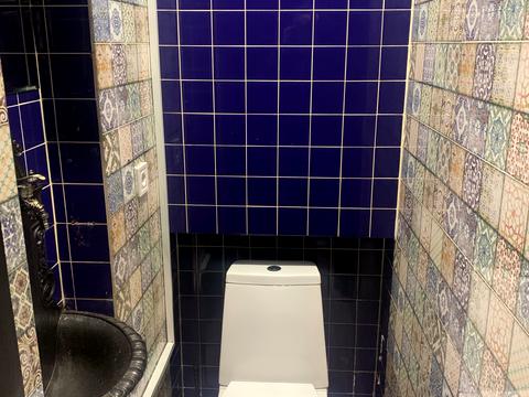 комерційна за адресою Олекси Новаківського вул., 1