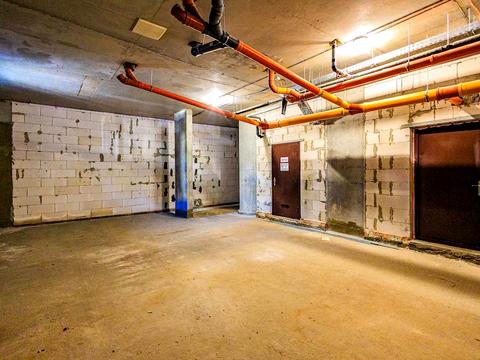 комерційна за адресою Промениста вул., 42