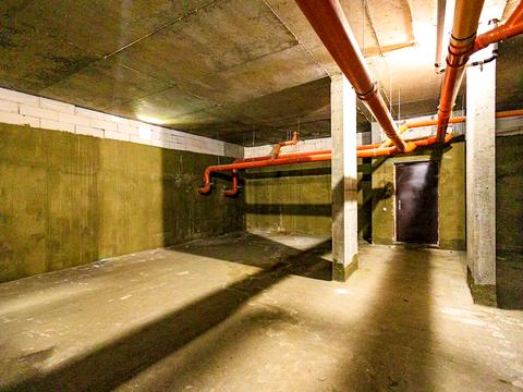 комерційна за адресою Промениста вул., 42