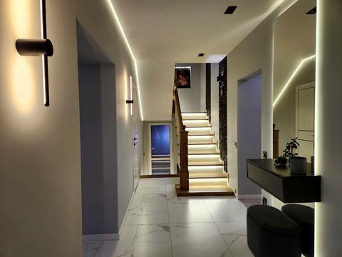 будинок за адресою Володимира Великого