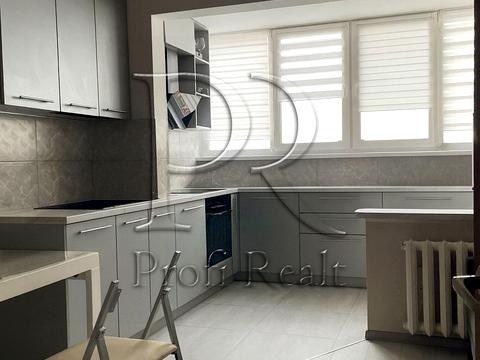 квартира за адресою Київ, Білицька вул., 18