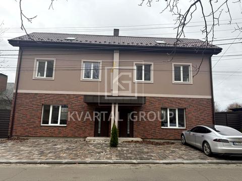 будинок за адресою Центральна вул., 30