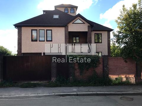 будинок за адресою Київ, Нечуя-Левицького вул.